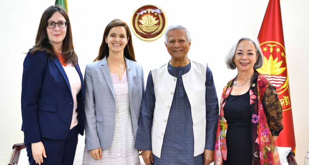 November 25/Youno Labourer.jpg